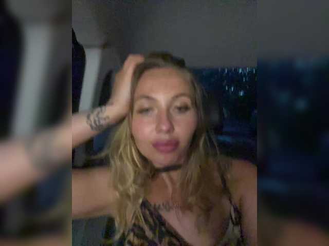 AngelEnigma live cam on BongaCams