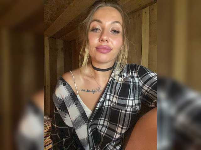 AngelEnigma live webcam show