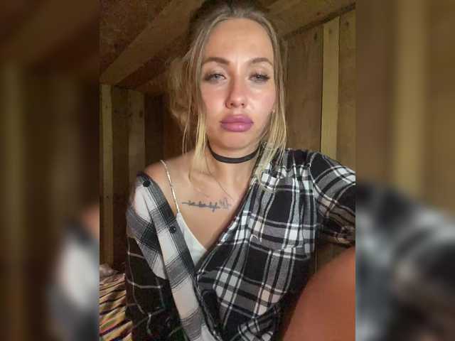 AngelEnigma Live Cam on BongaCams