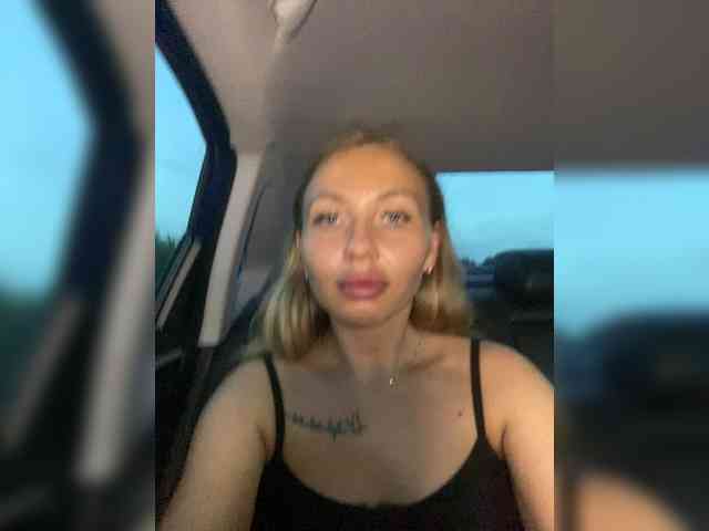 blueeyed_angel webcam