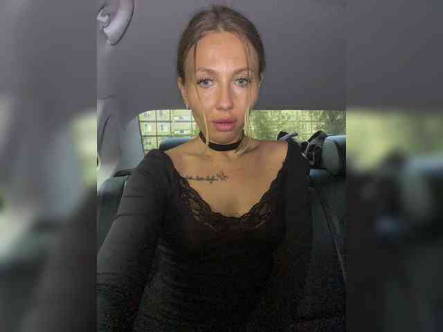 blueeyed_angel webcam