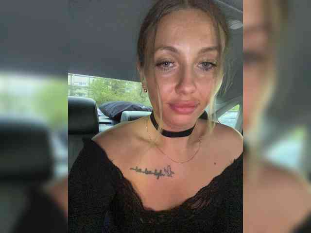 blueeyed_angel webcam