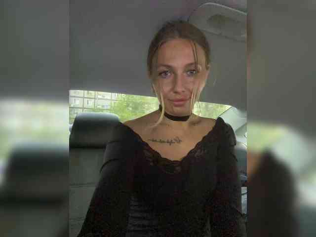 blueeyed_angel webcam