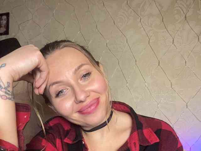 AngelEnigma Live Webcam on BongaCams