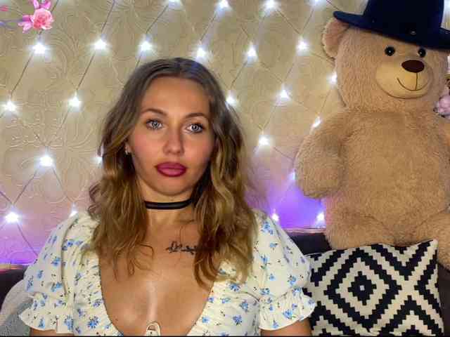 blueeyed_angel webcam
