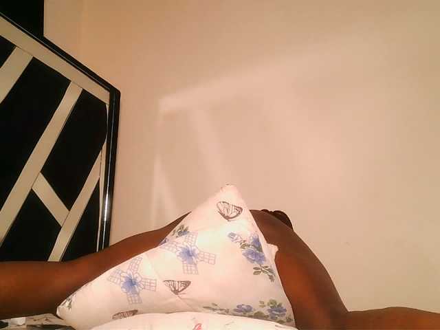 MissEbonyZ live cam on BongaCams