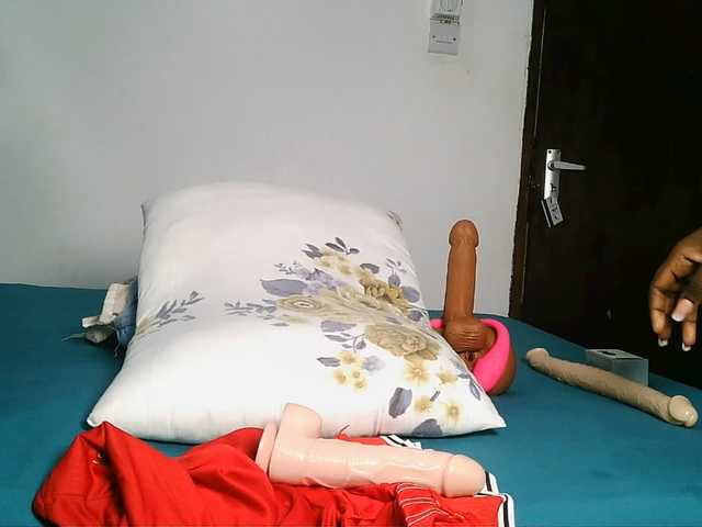 MissEbonyZ live webcam show
