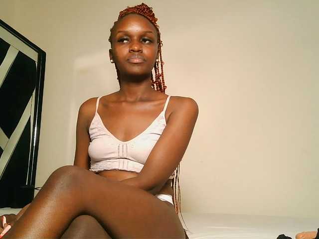 MissEbonyZ live cam on BongaCams