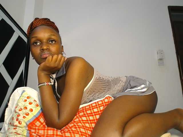MissEbonyZ live cam on BongaCams