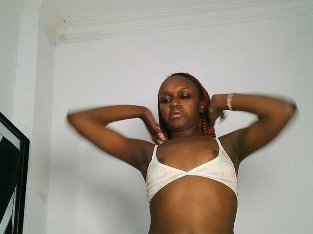 MissEbonyZ live cam on BongaCams