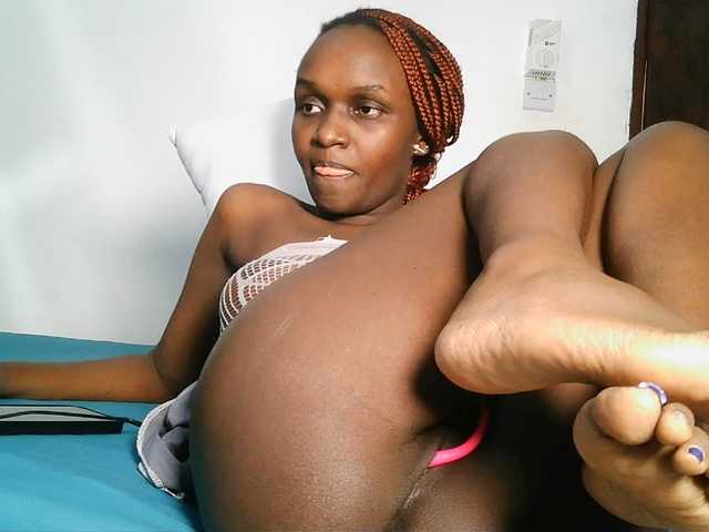 MissEbonyZ live webcam show