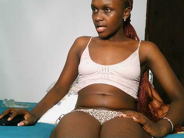 MissEbonyZ Live Cam pe BongaCams