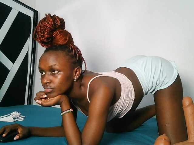 MissEbonyZ live cam on BongaCams