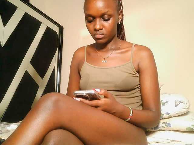 MissEbonyZ live cam on BongaCams