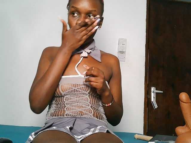 MissEbonyZ live cam on BongaCams