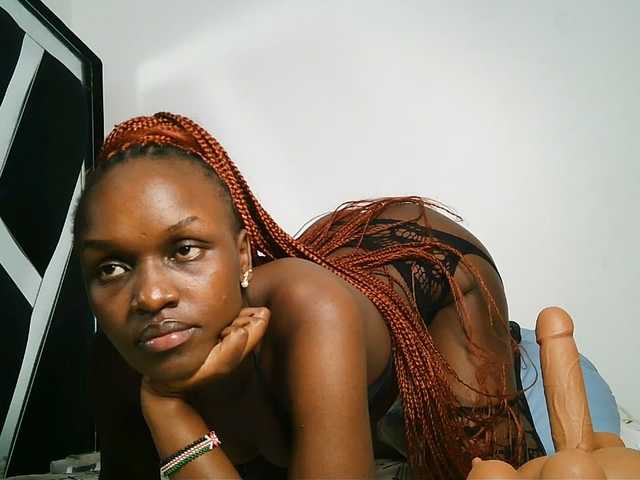 MissEbonyZ live cam on BongaCams