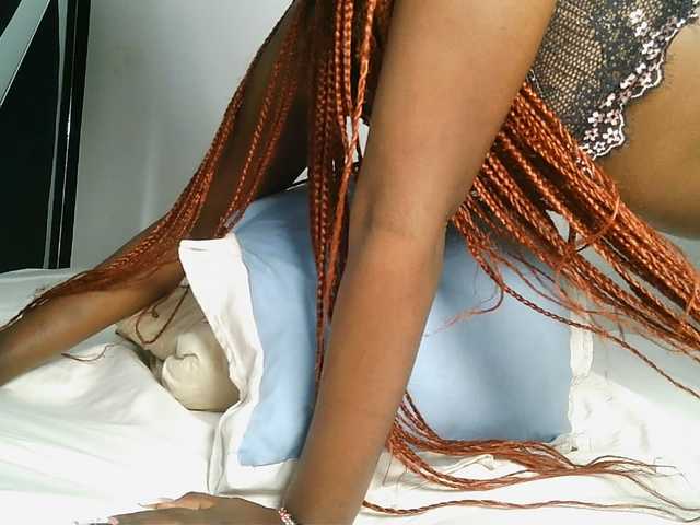 MissEbonyZ live cam on BongaCams