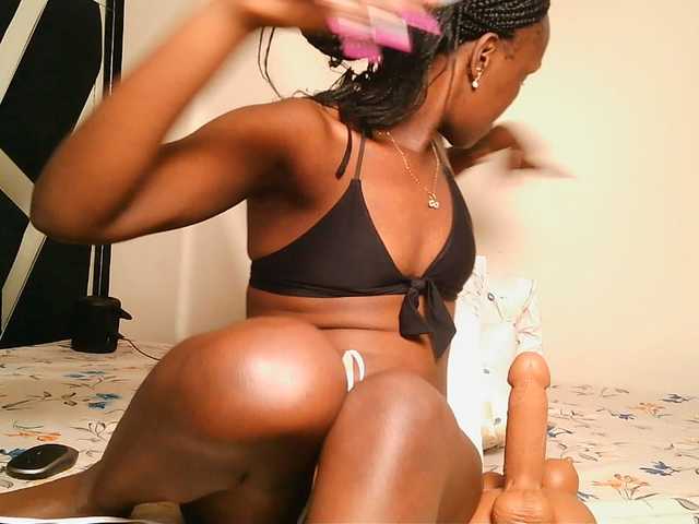 MissEbonyZ