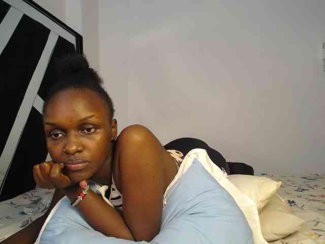 MissEbonyZ webcam