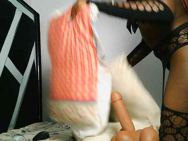 MissEbonyZ webcam