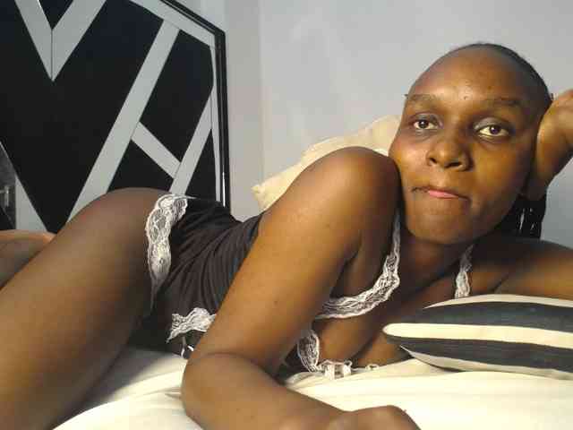 MissEbonyZ webcam