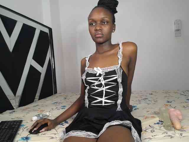 MissEbonyZ webcam