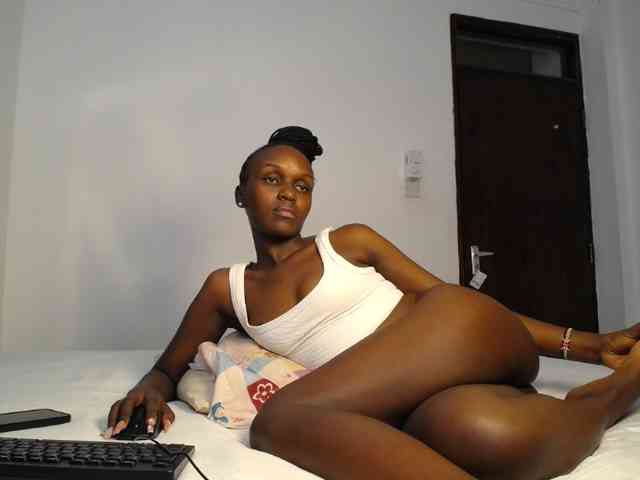 MissEbonyZ webcam