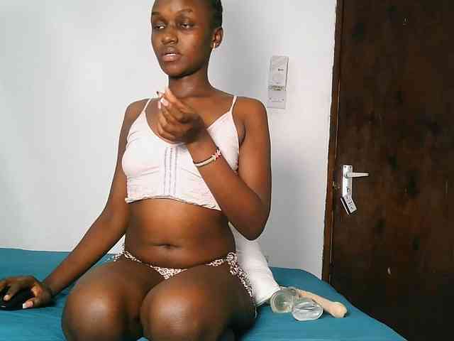 MissEbonyZ webcam