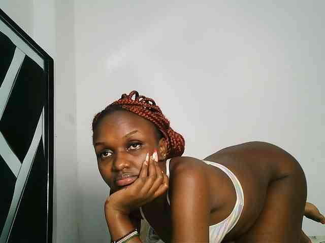 MissEbonyZ webcam