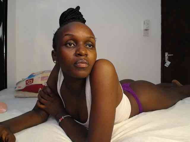 MissEbonyZ webcam