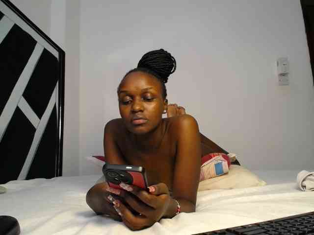 MissEbonyZ webcam