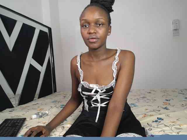 MissEbonyZ webcam