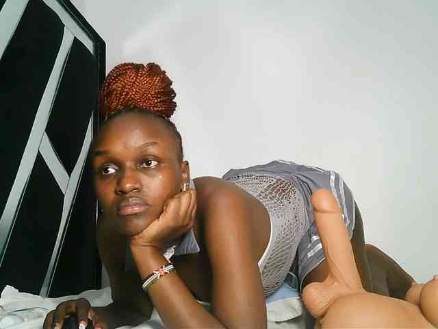 MissEbonyZ webcam