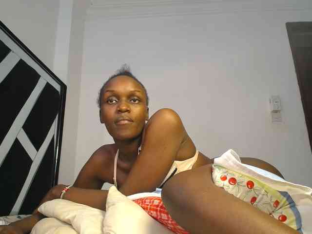 MissEbonyZ webcam