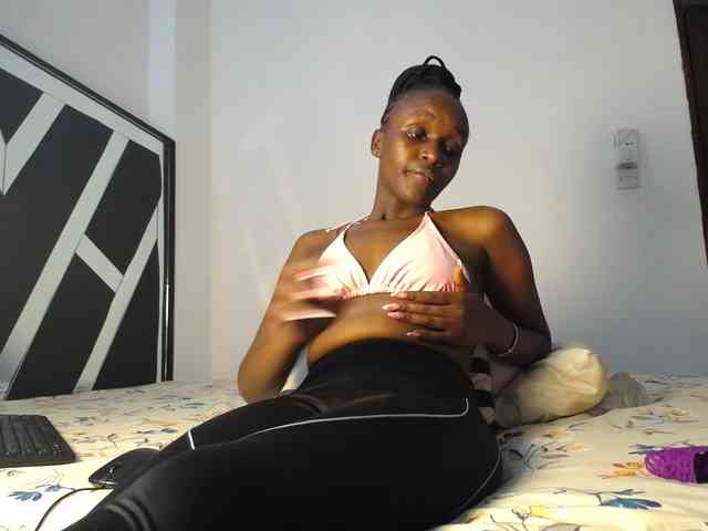 MissEbonyZ webcam