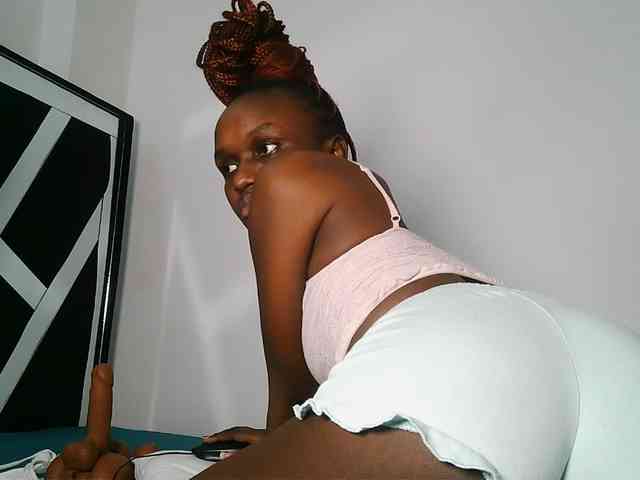 MissEbonyZ MissEbonyZ