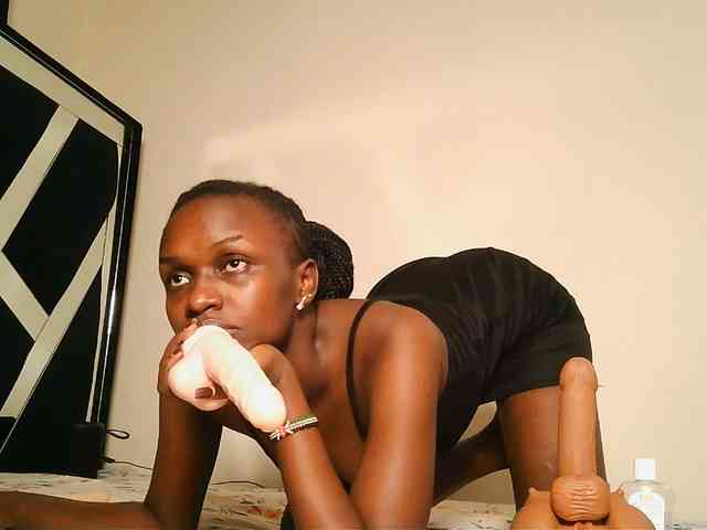 MissEbonyZ webcam