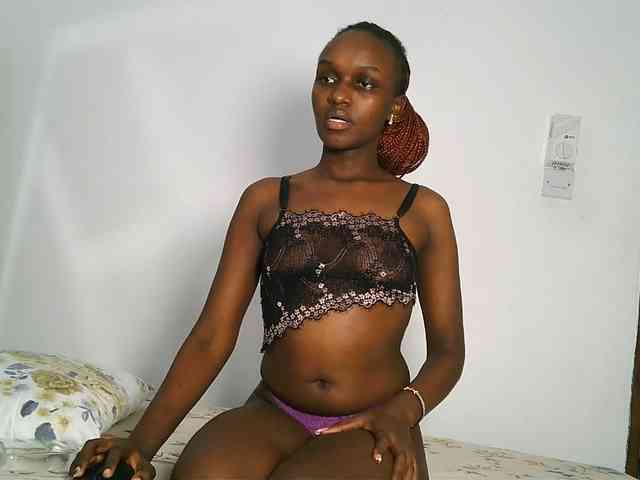 MissEbonyZ webcam