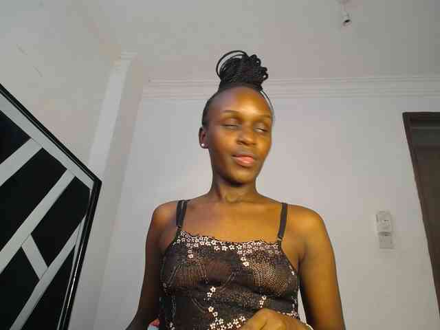 MissEbonyZ webcam