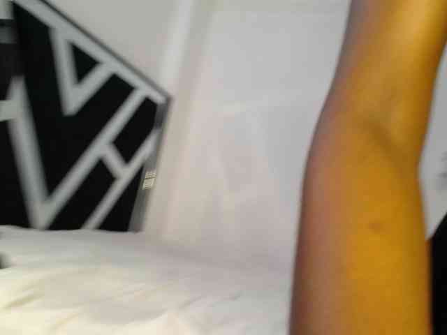 MissEbonyZ webcam