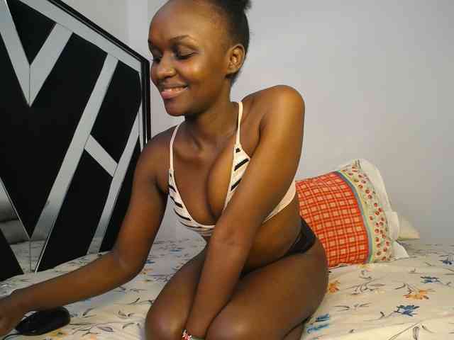 MissEbonyZ webcam