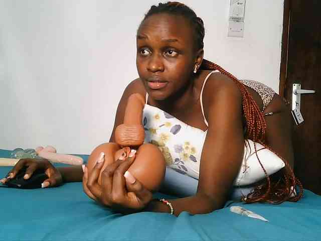 MissEbonyZ webcam