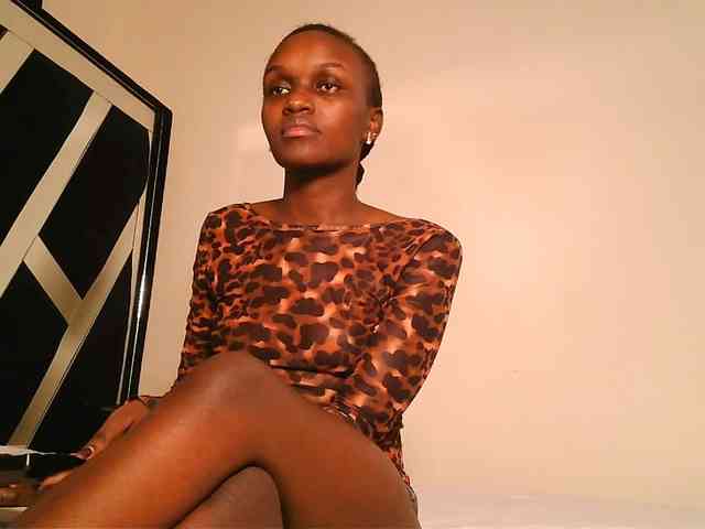 MissEbonyZ webcam