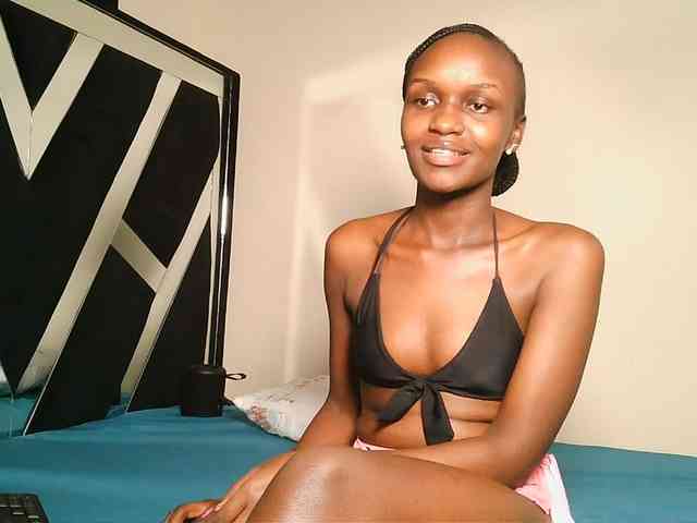 MissEbonyZ webcam