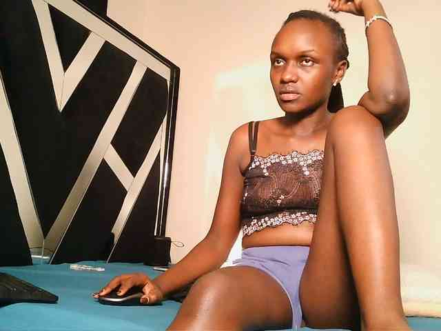 MissEbonyZ webcam
