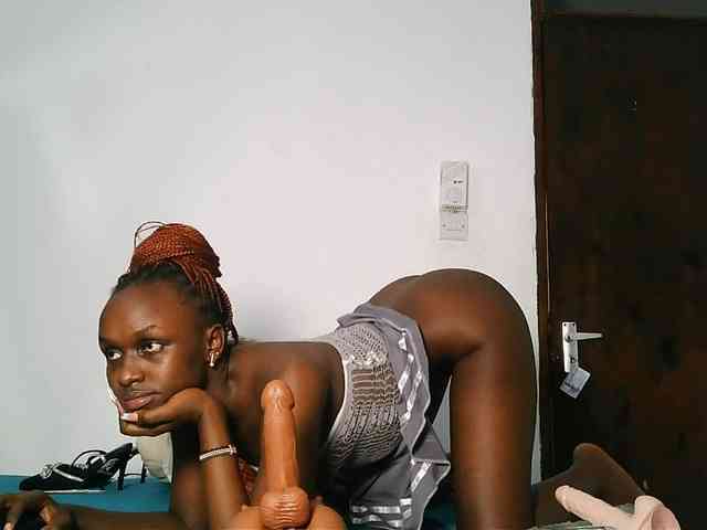 MissEbonyZ webcam