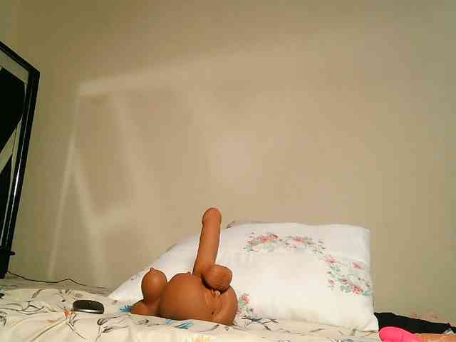 MissEbonyZ webcam