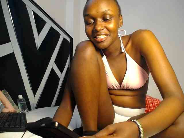 MissEbonyZ webcam