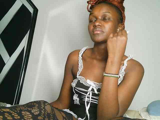 MissEbonyZ webcam