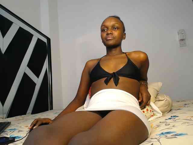 MissEbonyZ webcam